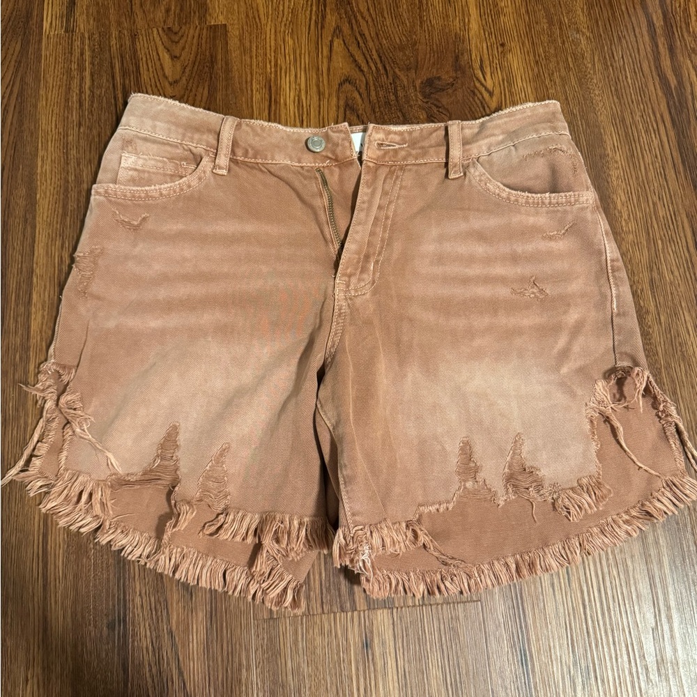 Vervet distressed shorts